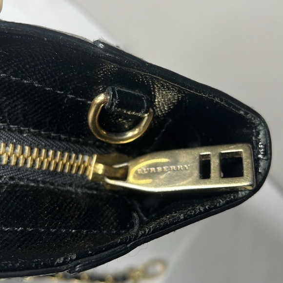 BURBERRY Black Patent Somerford Zip Tote Bag - Picture 8 of 15